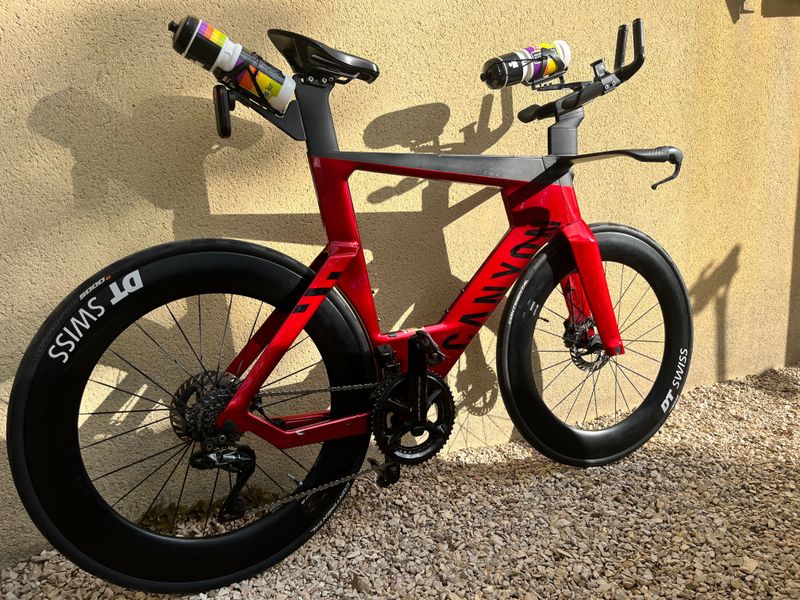 Used Canyon Speedmax CFR Di2 2025 2025 Road & Gravel, Red — image 1 of 11