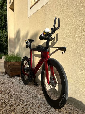 Used Canyon Speedmax CFR Di2 2025 2025 Road & Gravel, Red — image 2 of 11