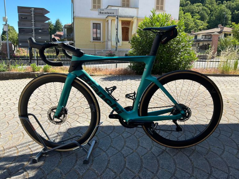 Used Bianchi Oltre PRO Durace Di2 2024 2024 Road & Gravel, Green — image 4 of 6
