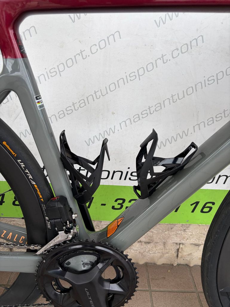 Used Focus IZALCO MAX 8.9 2024 2024 Road & Gravel — image 3 of 16