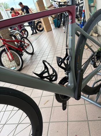 Used Focus IZALCO MAX 8.9 2024 2024 Road & Gravel — image 13 of 16
