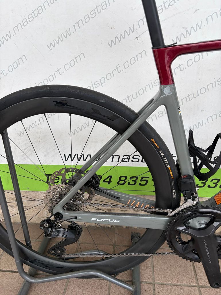 Used Focus IZALCO MAX 8.9 2024 2024 Road & Gravel — image 2 of 16