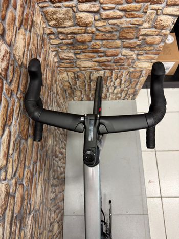 Used Specialized Tarmac S-Works 2023 2023 Road & Gravel — image 8 of 13