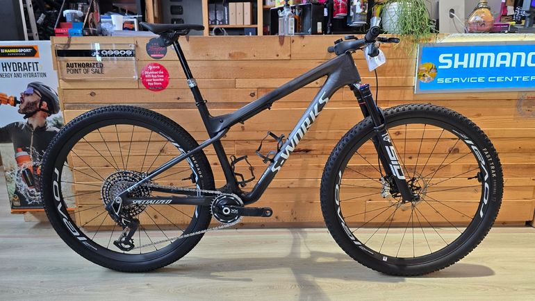 Used Specialized S-Works Epic WC 2024 2024 Mountainbike, Black, 29 — image 1 of 10