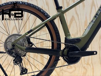 Used CUBE Reaction Hybrid Race 750 SHIMANO XT 2024 Mountainbike, Green — image 3 of 13