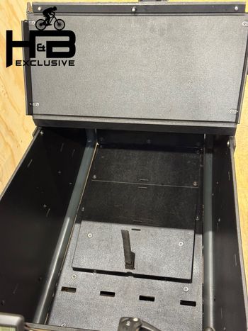 Used Riese & Müller Load4 75 Vario Enviolo 2024 Urban — image 12 of 17