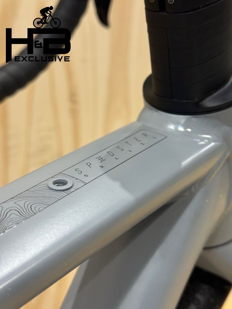 Used Scott Speedster Gravel 40 Shimano GRX 2024 Road & Gravel, Light Gray — image 7 of 11