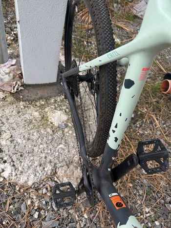 Used Canyon Grizl CF SL 8 1by 2021 2021 Road & Gravel, Green — image 4 of 8