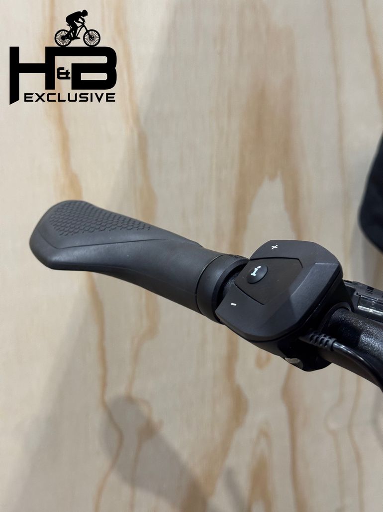 Used CUBE Cargo Sport Hybrid 500 Shimano Deore 2023 Urban, Black — image 8 of 18