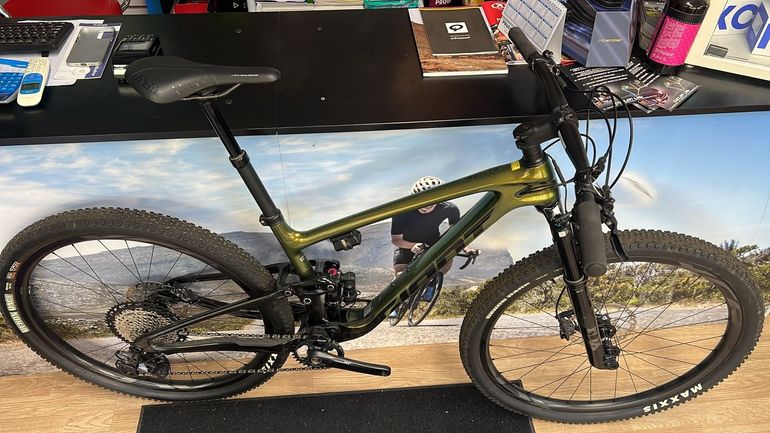 Used Giant Anthem Advanced Pro 29 1 2022 2022 Mountainbike, Green, 29 — image 5 of 9