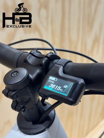 Used Stevens E-Inception ED 8.7.2 GTF Carbon Shimano XT 2022 Mountainbike, White — image 9 of 14