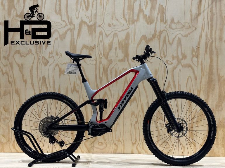 Used Stevens E-Inception ED 8.7.2 GTF Carbon Shimano XT 2022 Mountainbike, White — image 1 of 14