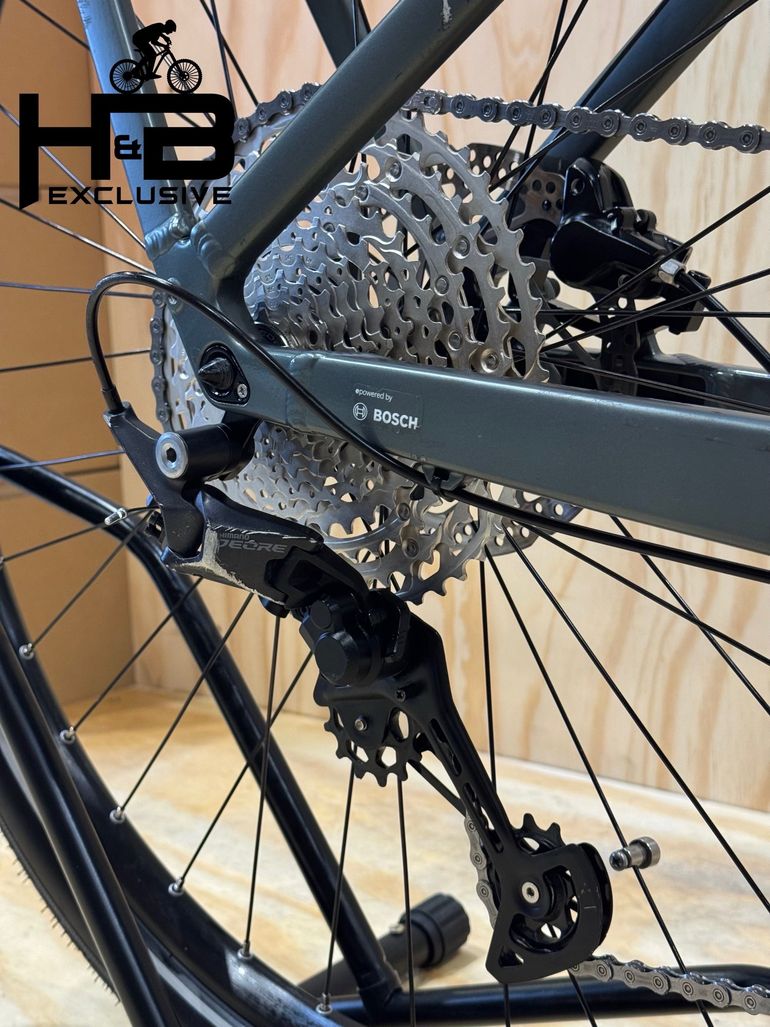 Used CUBE Kathmandu Hybrid Pro 625 Shimano Deore 2024 Urban — image 14 of 15