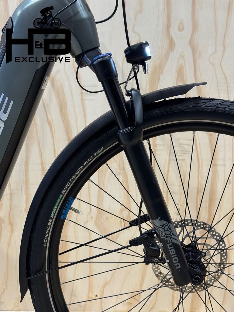 Used CUBE Kathmandu Hybrid Pro 625 Shimano Deore 2024 Urban — image 4 of 15
