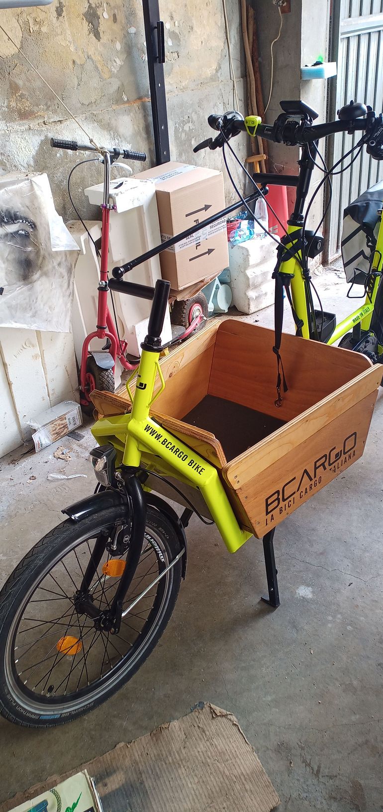 Used BCargo Bcargo Family 2020 2020 Urban — image 2 of 5