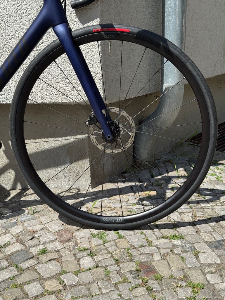 Used Specialized Aethos Comp - Rival eTap AXS 2022 2022 Road & Gravel, Violett — image 7 of 13