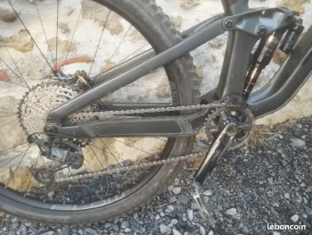 Used Trek Slash 9.9 XTR Gen 5 2021 2022 Mountainbike — image 4 of 12