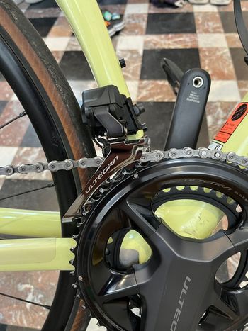 Used Canyon Endurace CF SL 8 Di2 2023 2023 Road & Gravel, Orange — image 3 of 6