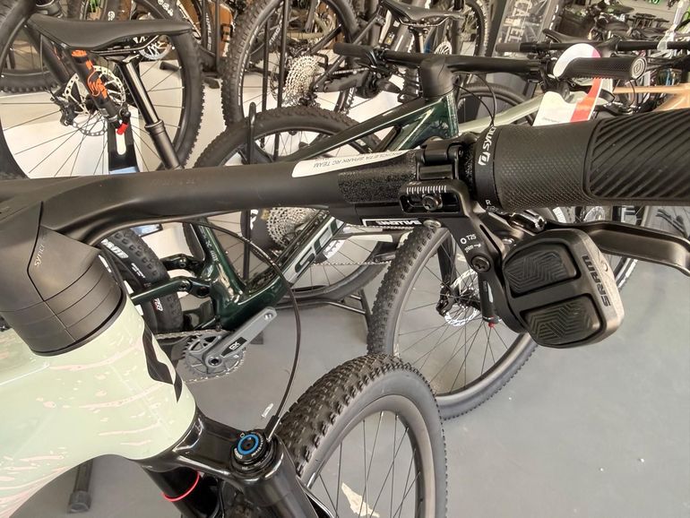 Used Scott Spark RC Team Issue 2026 2026 Mountainbike, Green, 29 — image 4 of 6
