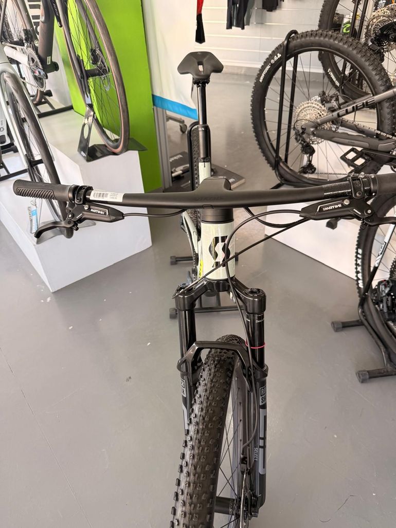 Used Scott Spark RC Team Issue 2026 2026 Mountainbike, Green, 29 — image 5 of 6