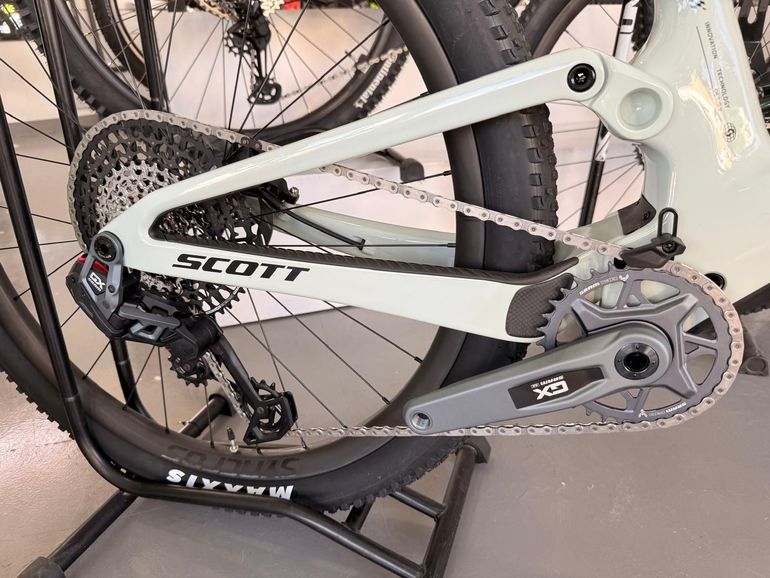 Used Scott Spark RC Team Issue 2026 2026 Mountainbike, Green, 29 — image 2 of 6