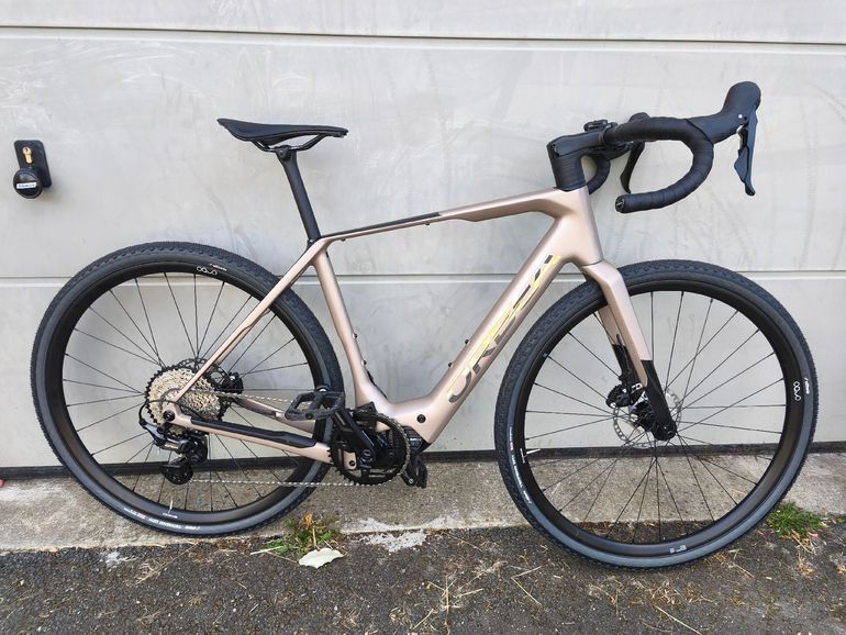 Used Orbea DENNA M30 2025 2025 Road & Gravel, Light Gray — image 1 of 3