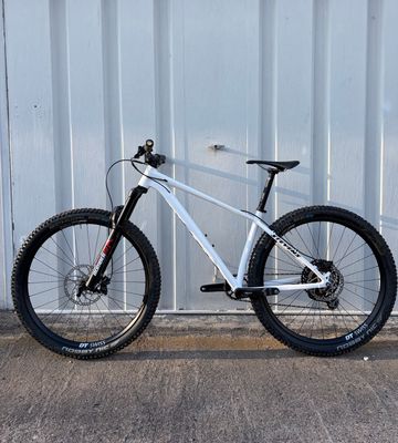 Used Stevens Monarch Trail 2020 2020 Mountainbike, White, 29 — image 5 of 13