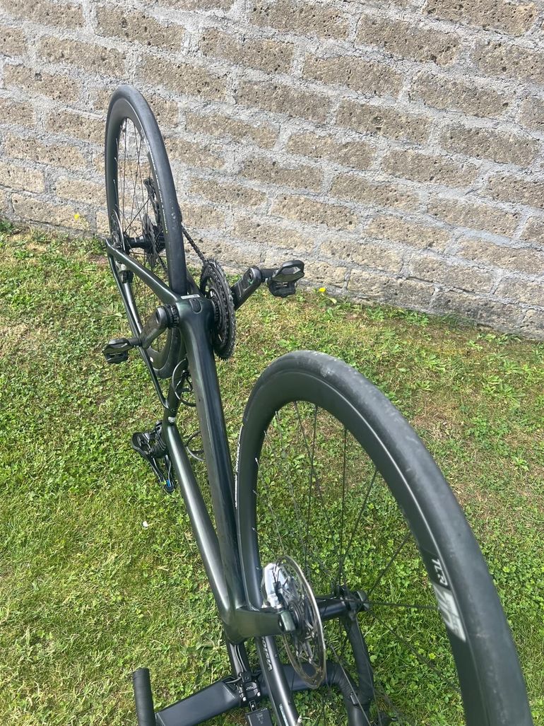 Used Specialized S-Works Tarmac SL7 - SRAM Red eTap AXS 2023 2023 Road & Gravel, Black — image 11 of 20