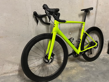Used Cannondale SuperSix Evo 2022 2022 Road & Gravel — image 2 of 10