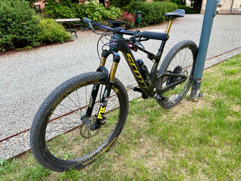 Used Scott Spark RC World Cup EVO AXS 2022 2022 Mountainbike, Green — image 5 of 7