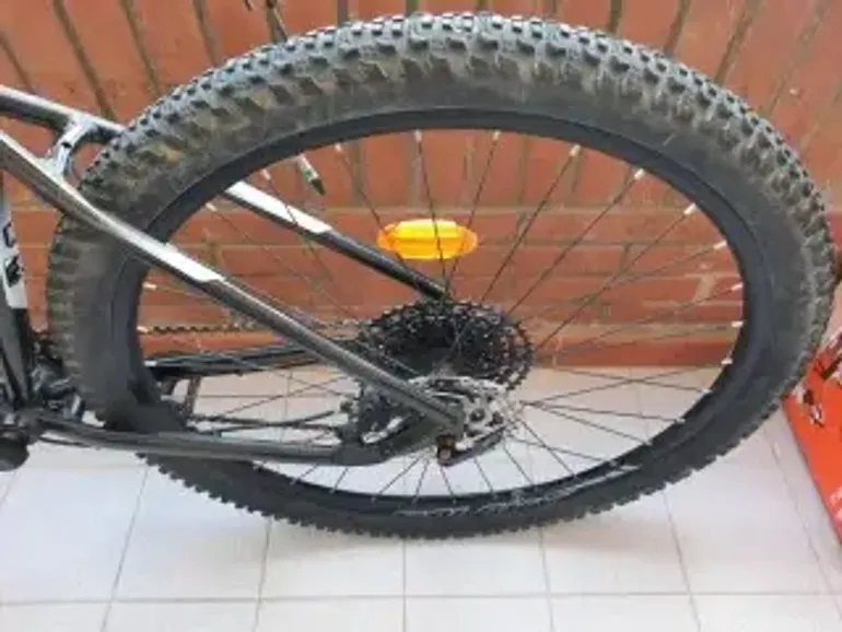 Używany Shimano GR 900 2024 Mountainbike — zdjęcie 2 z 7