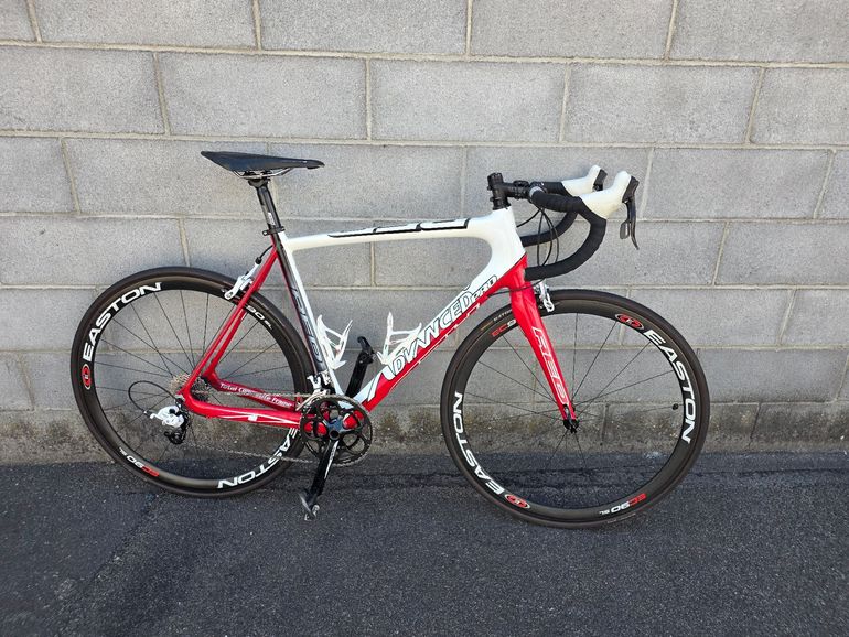 Used ADVANCED PRO. ADVANCED PRO. Custom SRAM Apex 2015 Road & Gravel — image 1 of 4