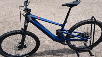 Used Lapierre E-Zesty AM 9.4 2024 2024 Mountainbike, Blue, 29 — image 2 of 3