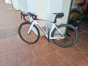 Used Orbea ORCA AERO M20iTEAM 2018 2018 Road & Gravel, White — image 2 of 4