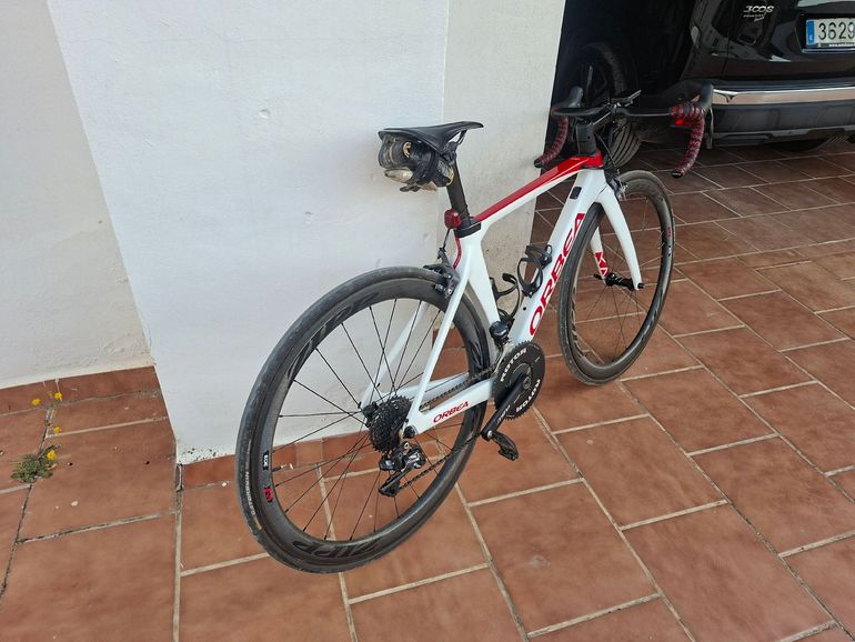 Used Orbea ORCA AERO M20iTEAM 2018 2018 Road & Gravel, White — image 3 of 4