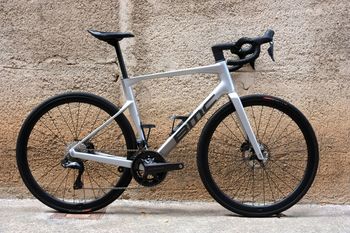 Used BMC Roadmachine 01 FOUR 2024 2024 Road & Gravel
