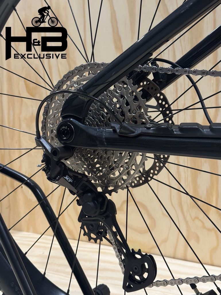 Used Orbea Wild H20 Shimano XT 2024 Mountainbike, Black — image 11 of 12