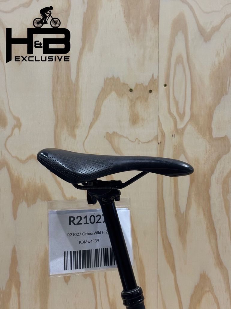 Used Orbea Wild H20 Shimano XT 2024 Mountainbike, Black — image 8 of 12