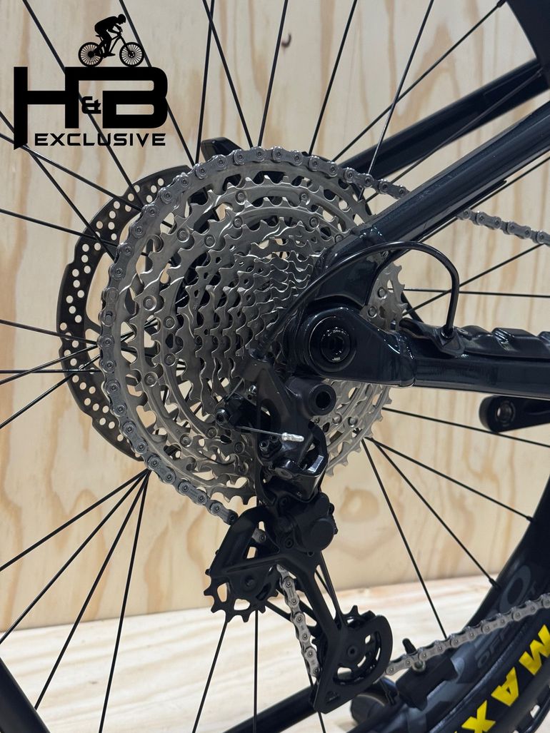 Used Orbea Wild H20 Shimano XT 2024 Mountainbike, Black — image 12 of 12