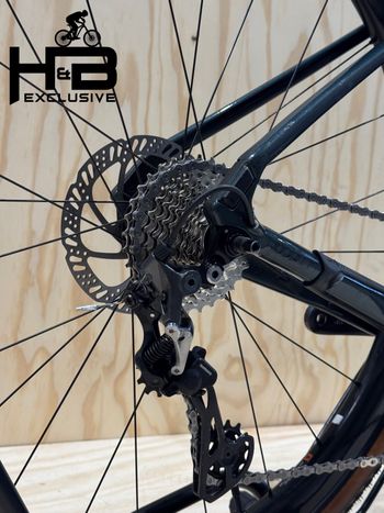 Used Giant Revolt Advanced 0 Carbon Shimano GRX 2021 Road & Gravel, Black — image 11 of 12