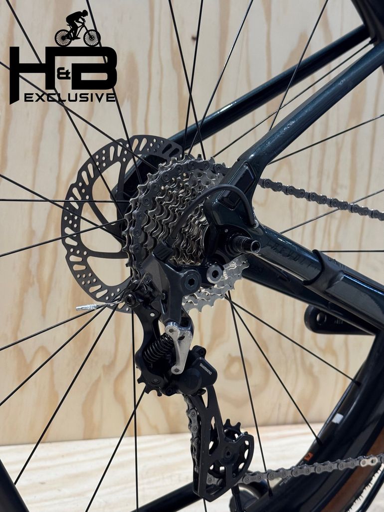 Used Giant Revolt Advanced 0 Carbon Shimano GRX 2021 Road & Gravel, Black — image 11 of 12