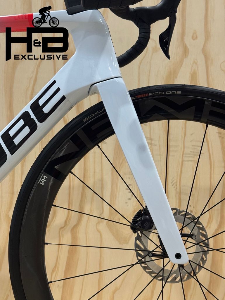 Used CUBE Litening Aero C:68X Race Carbon Shimano Ultegra Di2 2024 Road & Gravel, White — image 4 of 12