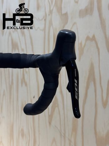 Used CUBE Agree C:62 Carbon Shimano 105 Di2 2024 Road & Gravel, Black — image 6 of 11