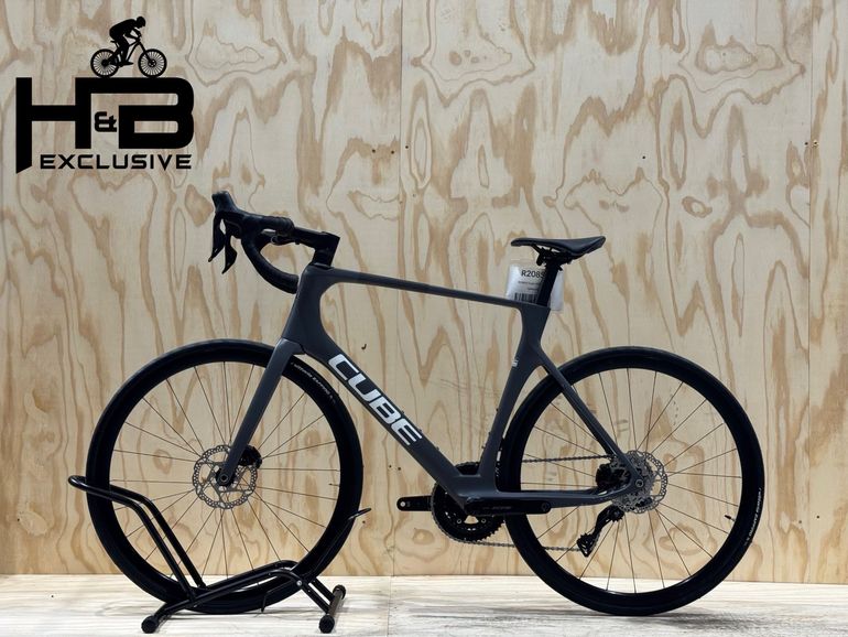 Used CUBE Agree C:62 Carbon Shimano 105 Di2 2024 Road & Gravel, Black — image 2 of 11