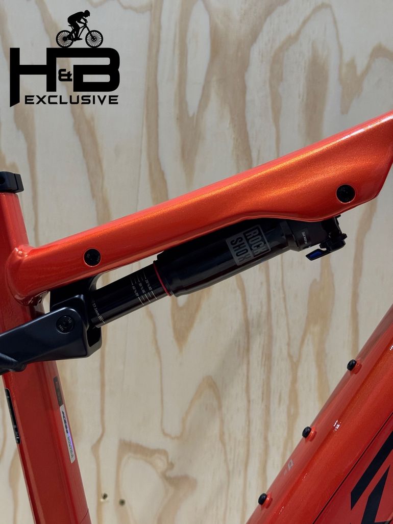 Used KTM Macina Chacana 792 Shimano XT 2024 Mountainbike, Red — image 11 of 14