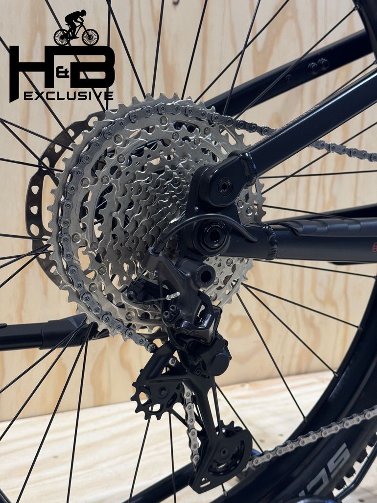 Used KTM Macina Chacana 792 Shimano XT 2024 Mountainbike, Red — image 14 of 14