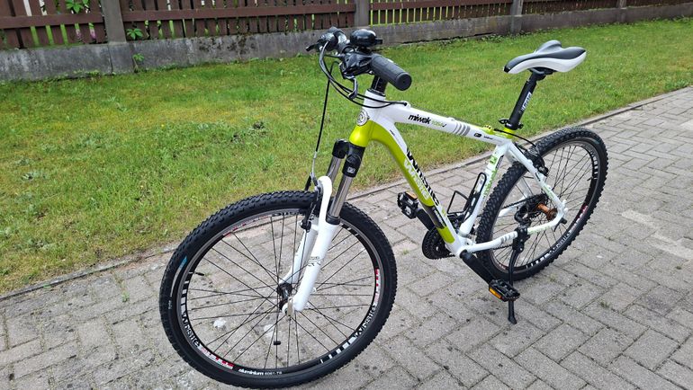 Used Whistle 1054V 2011 Mountainbike, Weiß — image 1 of 10