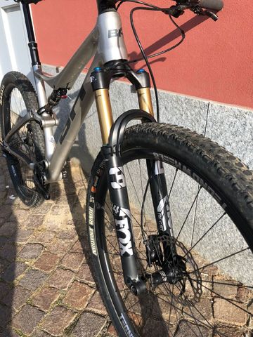 Gebrauchtes BH Lynx Shimano Deore XT 2023 Mountainbike, Hellgrau, 29 — Bild 5 von 5