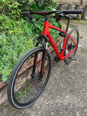 Specialized Crosstrail Sport 2017 2017 Urban usato, Rosso — immagine 4 di 11