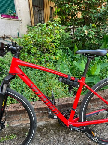 Specialized Crosstrail Sport 2017 2017 Urban usato, Rosso — immagine 2 di 11